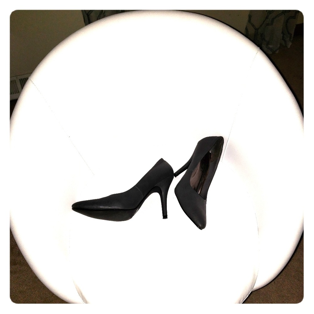 Grey Heels SZ9